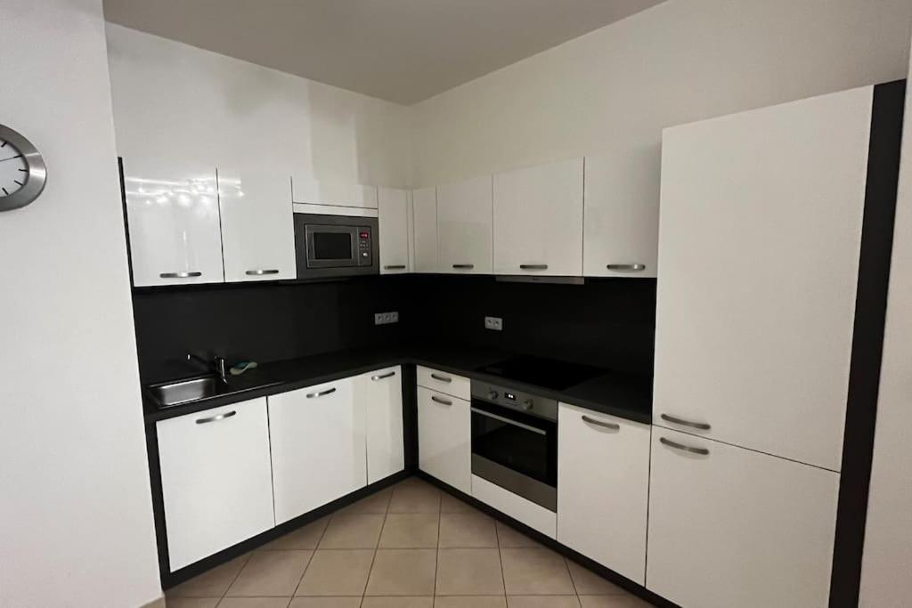 Residence Garden Tower - Zimni Zahrada Πράγα Εξωτερικό φωτογραφία